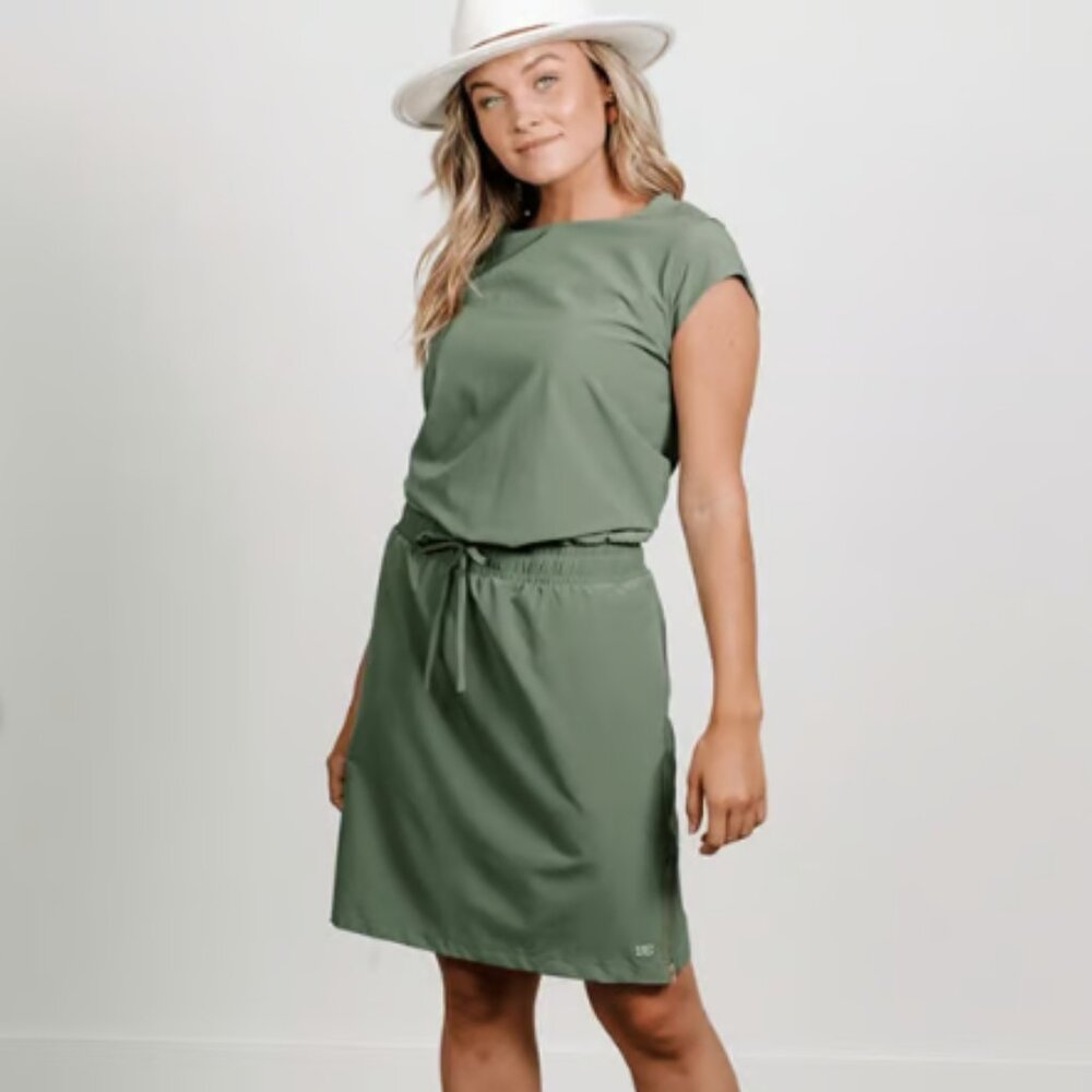 Albion Fit Jetsetter Dress in Olive Green - Size L